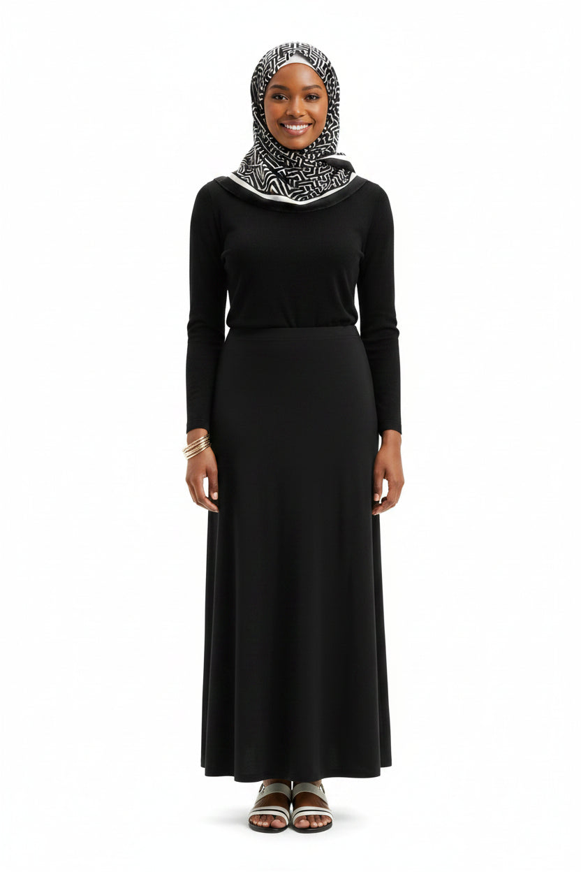 Women's Solid Color Knit Maxi Skirt (Black)